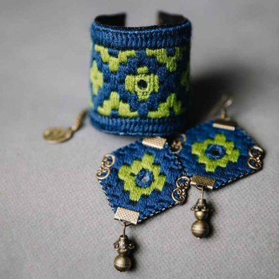 مجموعة سوار وأقراط مطرزة إيرانية جهان