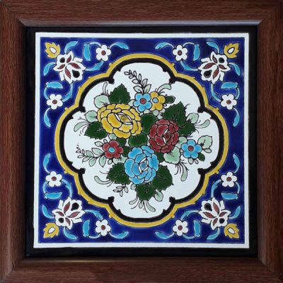 بلاط إيراني مزخرف بإطار – زهرة