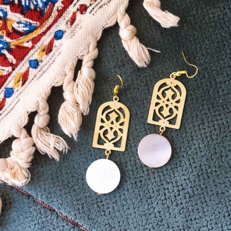 أقراط نحاسية إيرانية بنموذج عقيق أبيض