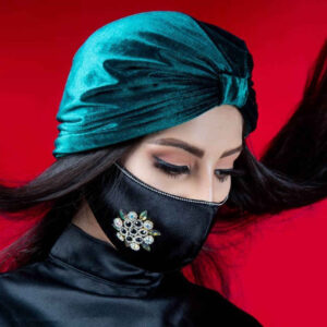 قناع وجه مزخرف يدويًا للنساء