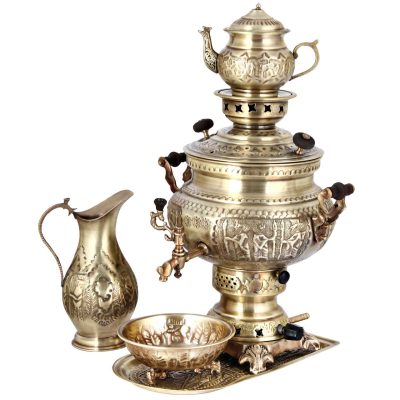 سماور إيراني نحاسي غازي بتصميم تقليدي بزخارف أخمينية 8 لترات
