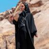 عباية الفراشة الأنيقة للنساء – قماش ناعم وتصميم فريد