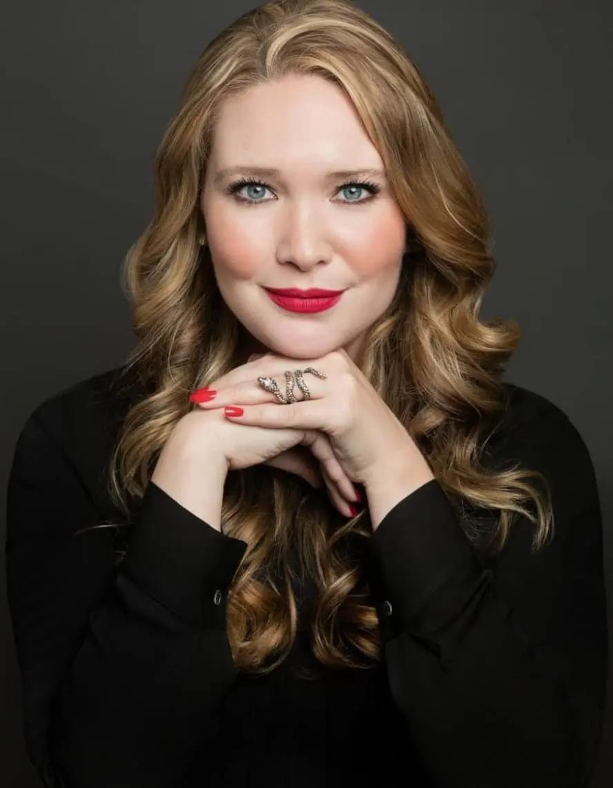 Sarah J. Maas Collection in Farsi
