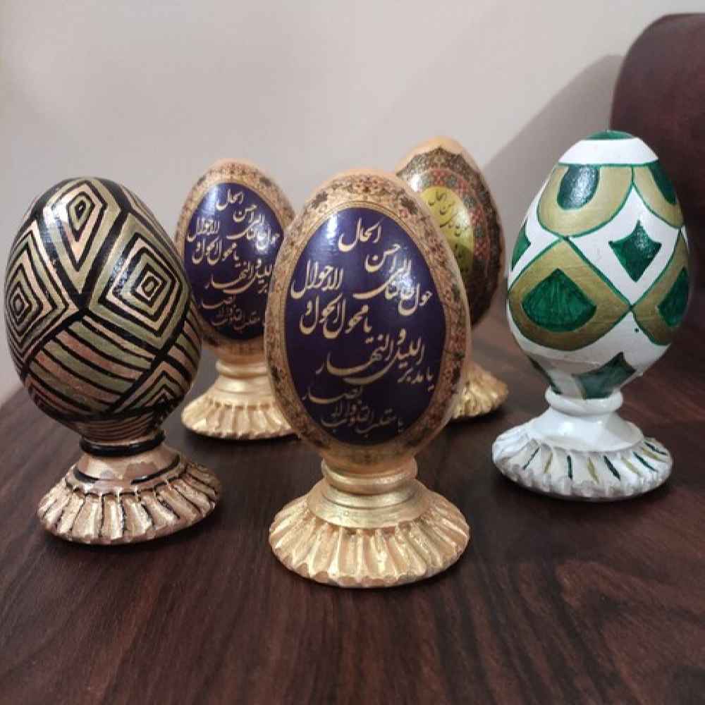 بيض خزف أنيق لعيد النوروز الفارسي - عيد