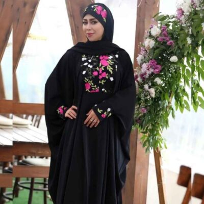 عباية الفراشة الأنيقة للنساء المسلمات – قماش كريب ناعم باللون الأسود