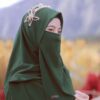 شال إسلامي مربع بلون أخضر الصيد ونقاب مجموعة للنساء
