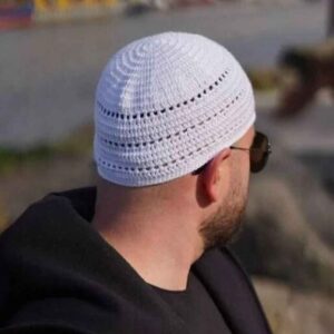 كوفية تركية محاكة بيضاء – قبعة قطنية تقليدية للمسلمين