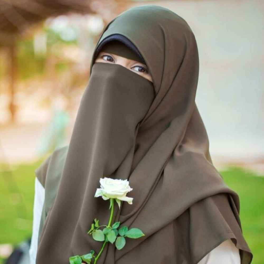 شال إسلامي مربع بلون أخضر زيتوني ونقاب نصف مجموعة للنساء