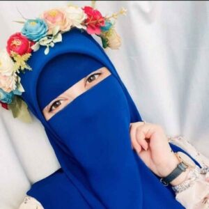 شال إسلامي مربع بلون أزرق ملكي ونقاب نصف مجموعة للنساء