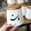 وعاء علب سيراميك للمطبخ دائري مزخرف بخط إيراني، مست