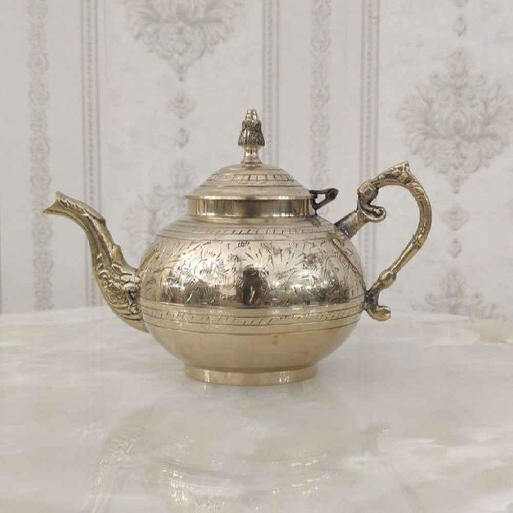 إبريق شاي نحاسي محفور يدوياً بتصميم محفور أنيق بهار