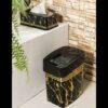 مجموعة سلة مهملات وصندوق مناديل بلاستيكية – تصميم ماربل