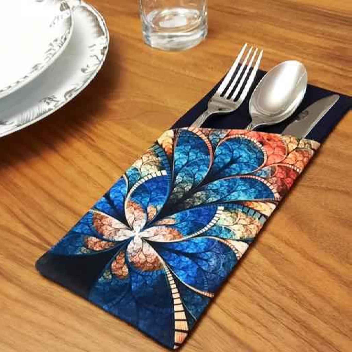 حقيبة أدوات المائدة من المخمل بتصميم زهور - تنسيق طاولة أنيق