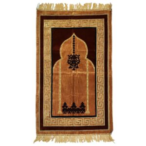 سجادة الصلاة الإسلامية المبطنة بتصميم المحراب