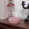 سلة كروشيه مع غطاء خشبي - فن وعمليّة للحفاظ على ترتيب منزلك