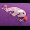 قميص نسائي بأكمام قصيرة مع تطريز يدوي دقيق - تصميم فيل