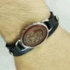 سوار إسلامي من الجلد وحجر العقيق بنقش يا أبا صالح