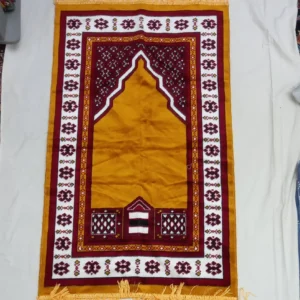 سجادة صلاة إسلامية مخملية جانماز مبطن باللون الأحمر الطوبي