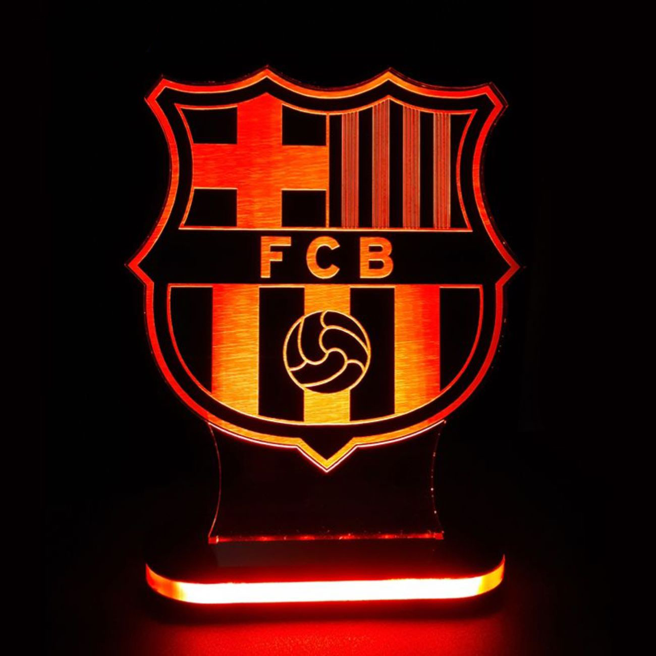مصباح ليلي بتصميم شعار فريق برشلونة